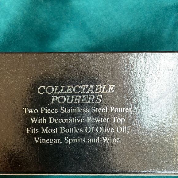 Betty Boop Decorative Wine Pourer - Picture 8 of 10